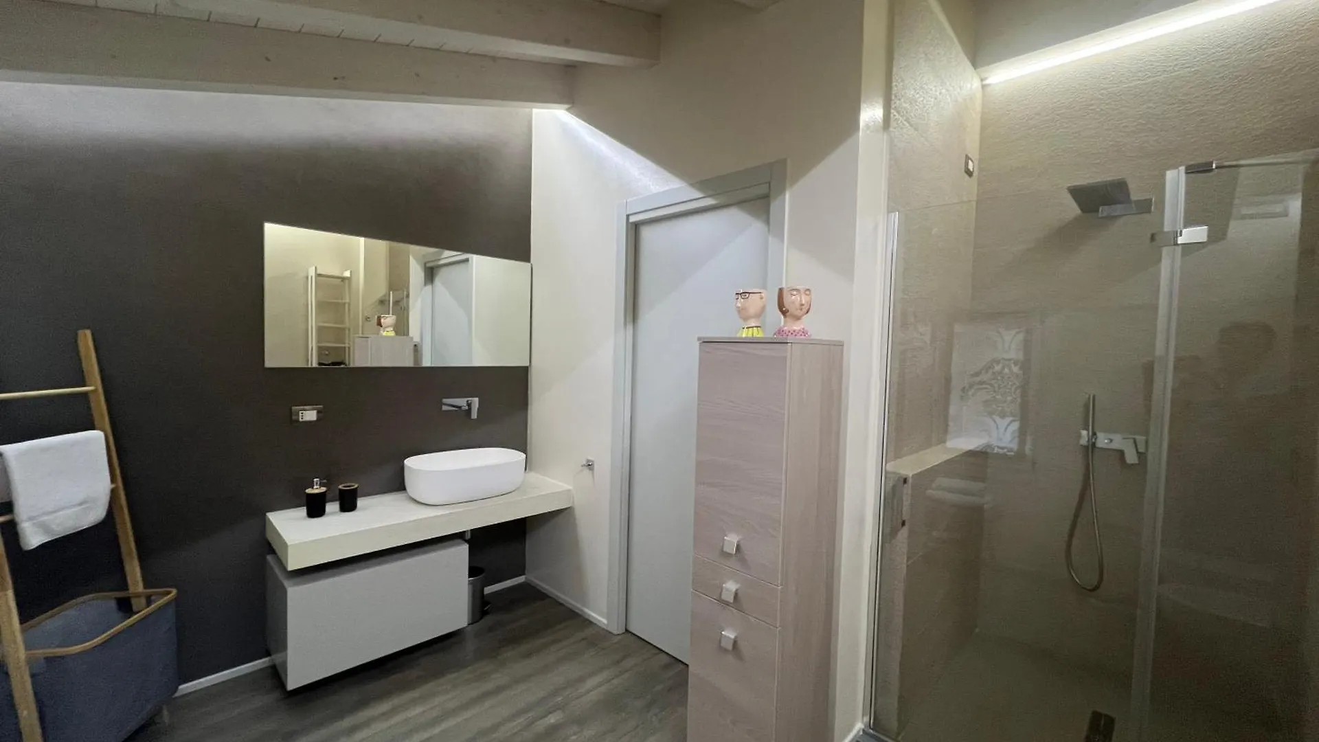 Love Italy Homes - Veneto 31 Attico Sarnico Włochy